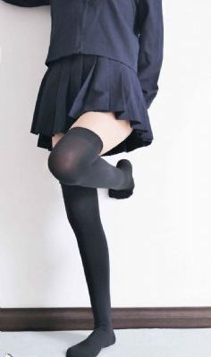 丝袜女教师兰若